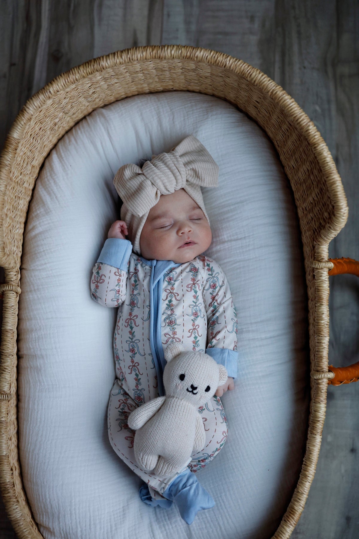 Bow Blossom (Convertible Zip Footies)