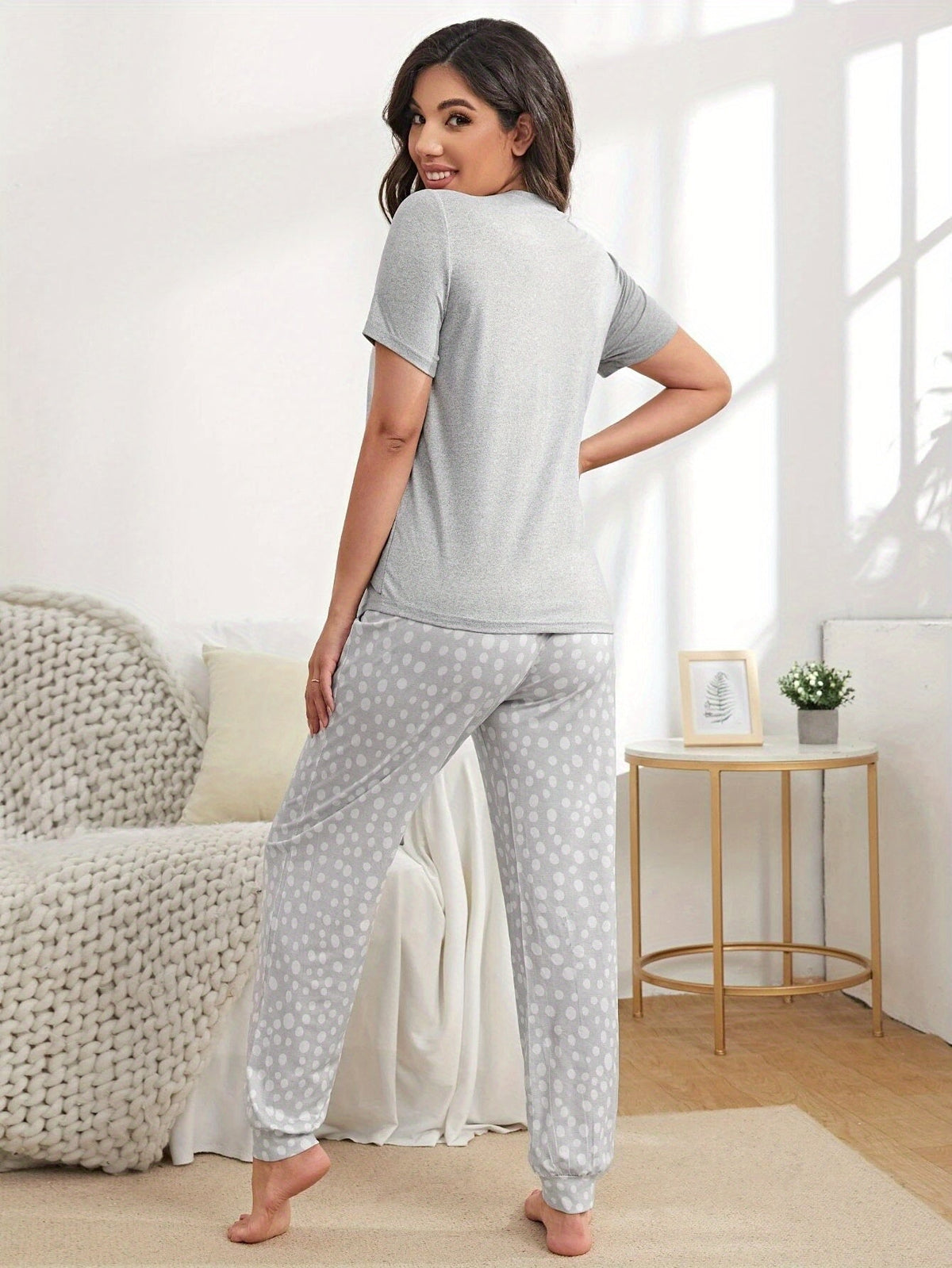Maternity Nursing Two-Piece Short Sleeve Nightwear Set - Comfortable Casual Home & Sleepwear for Pregnant Women
