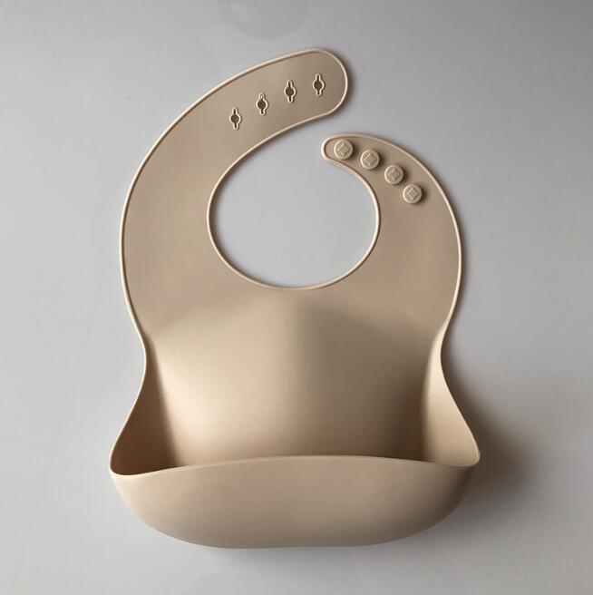 Newborns Solid silicone Baby Feeding Burp Cloth Bandana Bibs Fashionable Infant Toddler Drooling Babador Scarf Aprons Baby Stuff