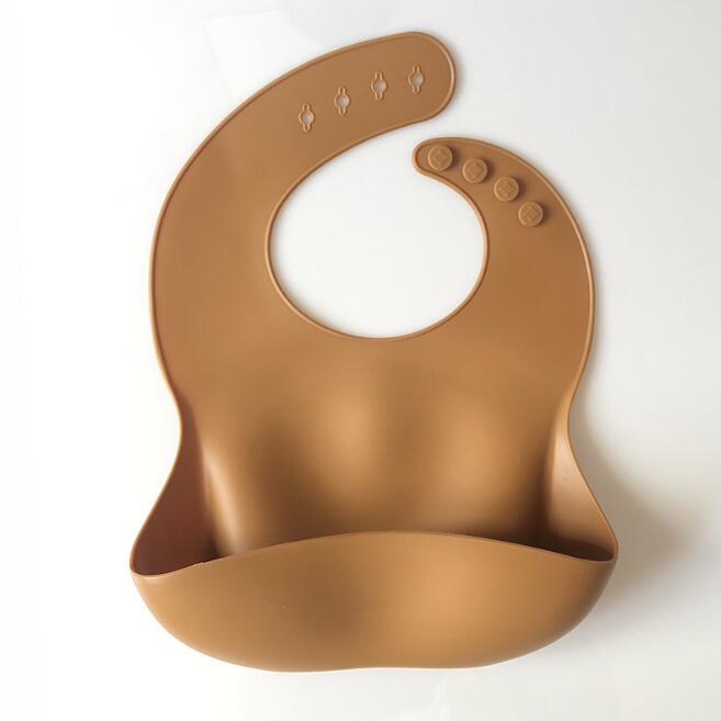 Newborns Solid silicone Baby Feeding Burp Cloth Bandana Bibs Fashionable Infant Toddler Drooling Babador Scarf Aprons Baby Stuff