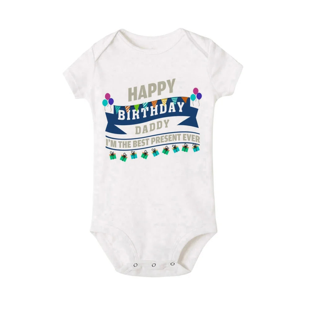 “Happy Birthday Daddy, I Love You” – Adorable Newborn Baby Bodysuit, Short-Sleeve Infant Romper, Perfect Birthday Gift for Dad