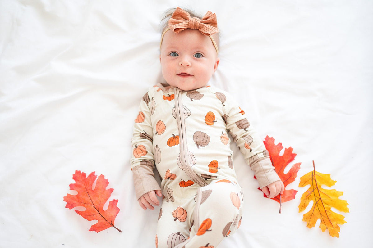 Pumpkins Beige (Convertible Zip Footies)